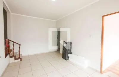 Casa com 4 quartos para alugar na Rua Abdalla Haddad, Centro, Uberlândia