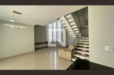 Casa / sobrado em condomínio para aluguel - jardim são luiz, 3 quartos,  228 m² - valinhos