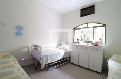 Casa para aluguel - tabajaras, 6 quartos,  700 m² - uberlândia
