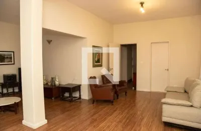 Casa com 3 quartos para alugar na Rua Kansas, Brooklin, São Paulo