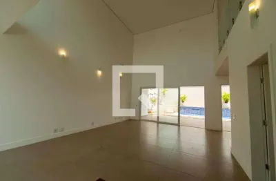 Casa / sobrado em condomínio para aluguel - alphaville, 3 quartos,  300 m² - santana de parnaíba