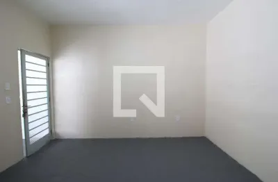Casa com 1 quarto para alugar na Rua Júlio Magalhães Júnior, Vila Mineirão, Sorocaba