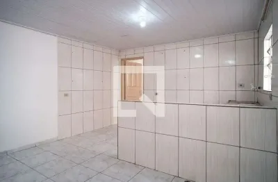 Casa com 1 quarto para alugar na Rua Rosa Mendes, Ponte Rasa, São Paulo