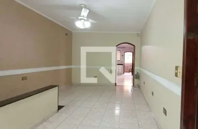 Casa com 3 quartos para alugar na Avenida Professor Edgar Santos, Artur Alvim, São Paulo