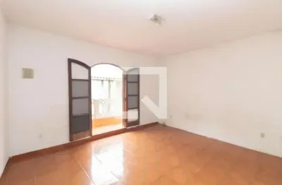 Casa com 1 quarto para alugar na Rua Francisco Alarico Bérgamo, Itaquera, São Paulo