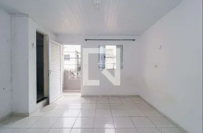 Casa com 2 quartos para alugar na Rua Doutor Francisco Salles Gomes Júnior, Jardim Nadir, São Paulo