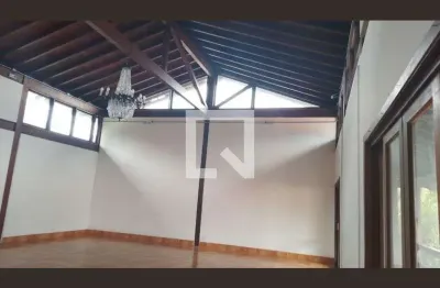 Casa com 4 quartos para alugar na Rua Padre Lebret, Morumbi, São Paulo