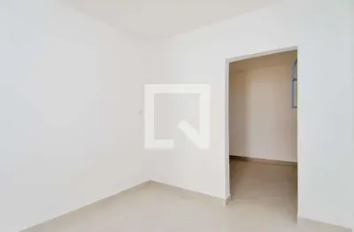 Casa com 1 quarto para alugar na Rua Anápolis, Vila Augusta, Guarulhos