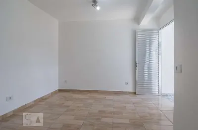Casa com 1 quarto para alugar na Rua Padre José de Anchieta, Santo Amaro, São Paulo