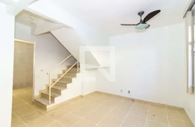 Casa / sobrado em condomínio para aluguel - cascadura, 3 quartos,  100 m² - rio de janeiro