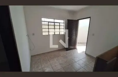 Casa para aluguel - vila amorim, 2 quartos,  95 m² - suzano