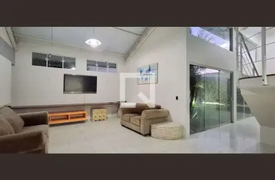 Casa para aluguel - campeche, 3 quartos,  174 m² - florianópolis