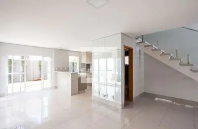 Casa / sobrado em condomínio para aluguel - buritis, 3 quartos,  170 m² - uberlândia