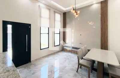 Casa com 3 quartos para alugar na Rua Márcio Barras Luiz, Castanho, Jundiaí