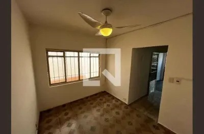 Casa com 3 quartos para alugar na Rua Terezinha Maria Matildes de Leão, Santana, São Paulo