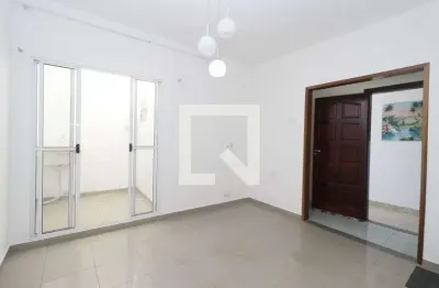 Casa com 1 quarto para alugar na Avenida Euclides, Jabaquara, São Paulo