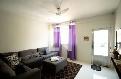 Casa para aluguel - colubandê, 3 quartos,  144 m² - são gonçalo
