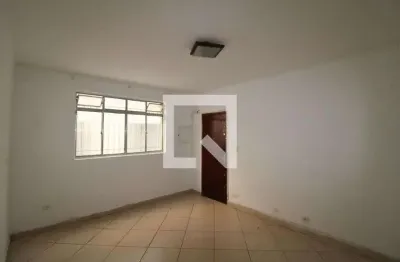Casa com 2 quartos para alugar na Rua Doutor Zuquim, Santana, São Paulo