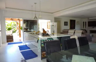 Casa / sobrado em condomínio para aluguel - rio tavares, 3 quartos,  360 m² - florianópolis