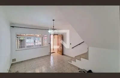 Casa com 3 quartos para alugar na Rua Majubim, Alto da Lapa, São Paulo