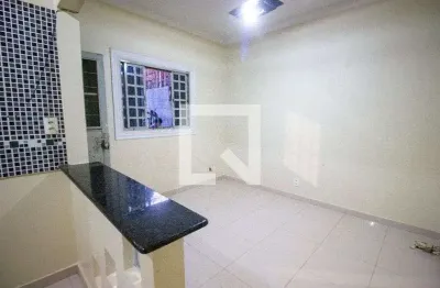 Casa para aluguel - samambaia sul, 2 quartos,  50 m² - brasília