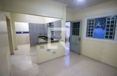 Casa para aluguel - samambaia sul, 2 quartos,  50 m² - brasília