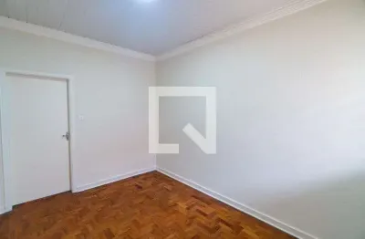 Casa com 2 quartos para alugar na Rua Manoel Correia Júnior, Saúde, São Paulo