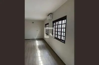 Casa com 2 quartos para alugar na Rua Bartolomeu Feio, Brooklin, São Paulo