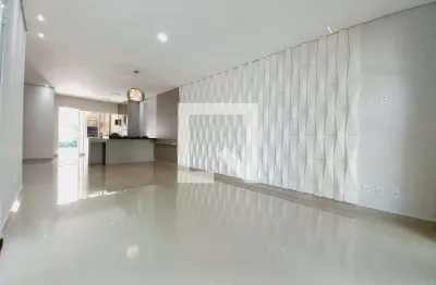 Casa com 3 quartos para alugar na Rua Maria Antonia Bortolosso, Swiss Park, Campinas