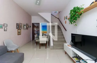 Casa com 2 quartos para alugar na Rua Santa Zoé, Santo Amaro, São Paulo