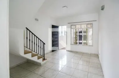 Casa com 2 quartos para alugar na Rua Doutor João Toniolo, Vila Miriam, São Paulo