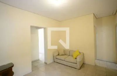 Casa com 2 quartos para alugar na Rua Coronel Luís Alves, Vila Mariana, São Paulo