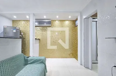 Casa com 1 quarto para alugar na Rua Tenente José Cardoso, Pituba, Salvador