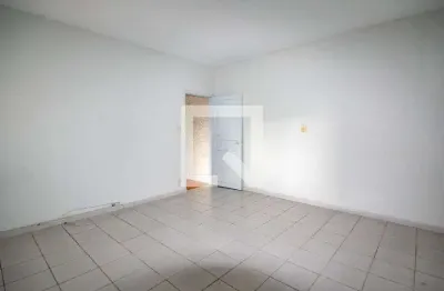 Casa com 1 quarto para alugar na Rua Major João Joaquim Braga, Jaraguá, São Paulo