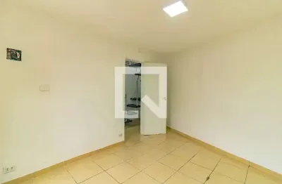 Casa com 2 quartos para alugar na Rua Território do Iguaçu, Jabaquara, São Paulo