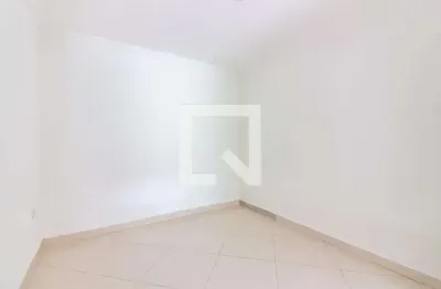 Casa com 1 quarto para alugar na Rua Alberto Cortez, Quitaúna, Osasco