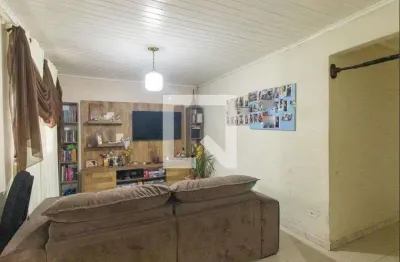 Casa com 3 quartos para alugar na Rua Coronel Izaltino Pinho, Fanny, Curitiba