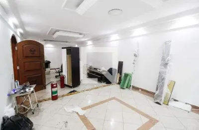 Casa com 3 quartos para alugar na Rua Zulmira, Santana, São Paulo