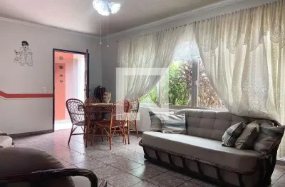 Casa com 2 quartos para alugar na Rua Pedro Lopes Santos, Jaguaribe, Osasco