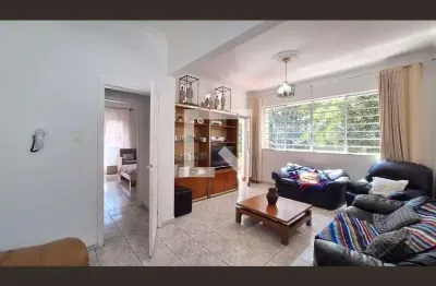Casa com 4 quartos para alugar na Rua Piraí, Alto da Lapa, São Paulo