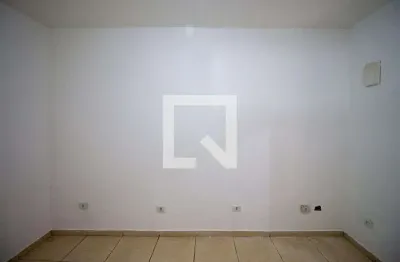 Casa com 2 quartos para alugar na Rua José Oiticica Filho, Itaquera, São Paulo