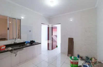 Casa com 2 quartos para alugar na Rua Don Francisco Manuel Vieira, Santa Maria, Osasco