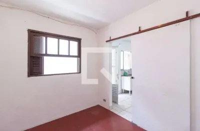 Casa com 1 quarto para alugar na Rua Iracema Miranda, São Pedro, Osasco