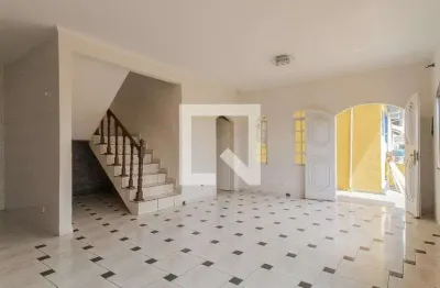 Casa com 4 quartos para alugar na Rua Francisco Ortega Escobar, Vila Noêmia, Mauá