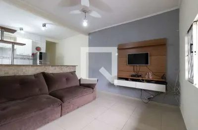 Casa com 1 quarto para alugar na Rua Francisco Peixoto Bizerra, Jardim Brasil, São Paulo