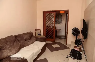 Casa com 4 quartos para alugar na Rua Aquidabã, Méier, Rio de Janeiro