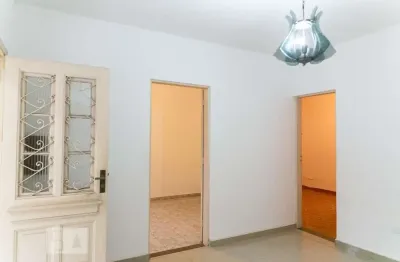 Casa com 2 quartos para alugar na Rua Paula Ney, Vila Mariana, São Paulo