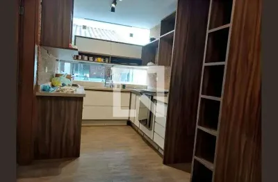 Casa com 4 quartos para alugar na Rua Padre José de Anchieta, Santo Amaro, São Paulo