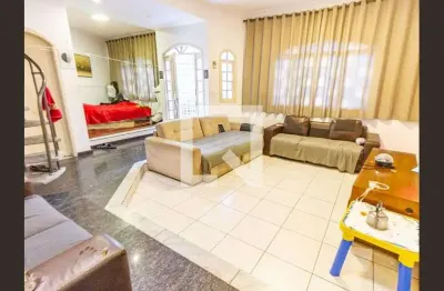 Casa com 3 quartos para alugar na Travessa José Jorge, Mooca, São Paulo