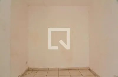Casa com 1 quarto para alugar na Rua Gregório Lopes, Santana, São Paulo